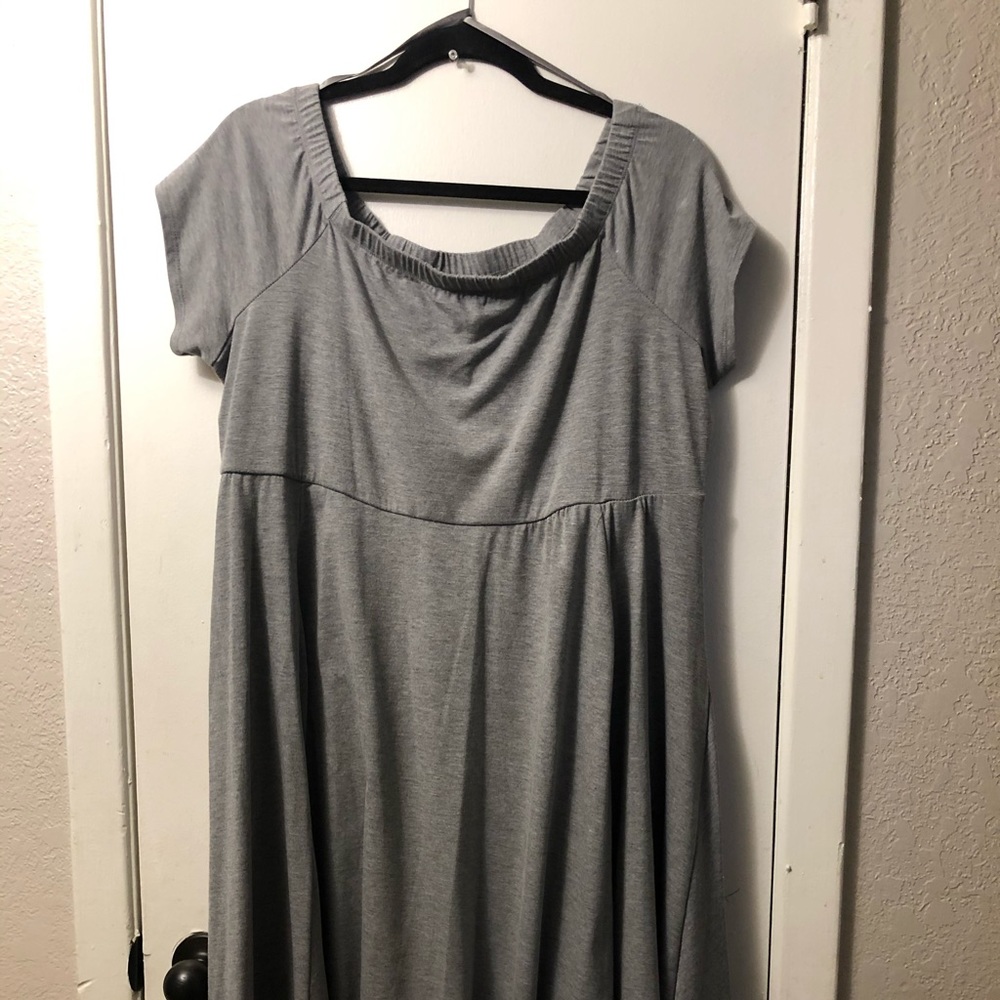 TORRID!!!! Off the shoulder stretchy dress!!